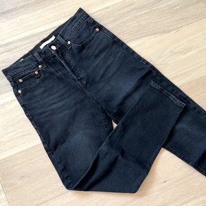 Levi’s Wedgie Jeans (26)